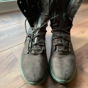 Nike Mens Lunaracer SFB Nrg Special Field Boot, size US10.5 Men